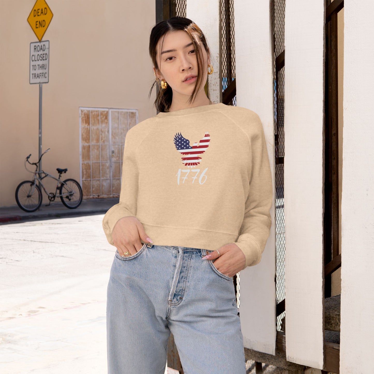 1776 Heritage Women's Cropped Sweatshirt | USA Bald Eagle Graphic