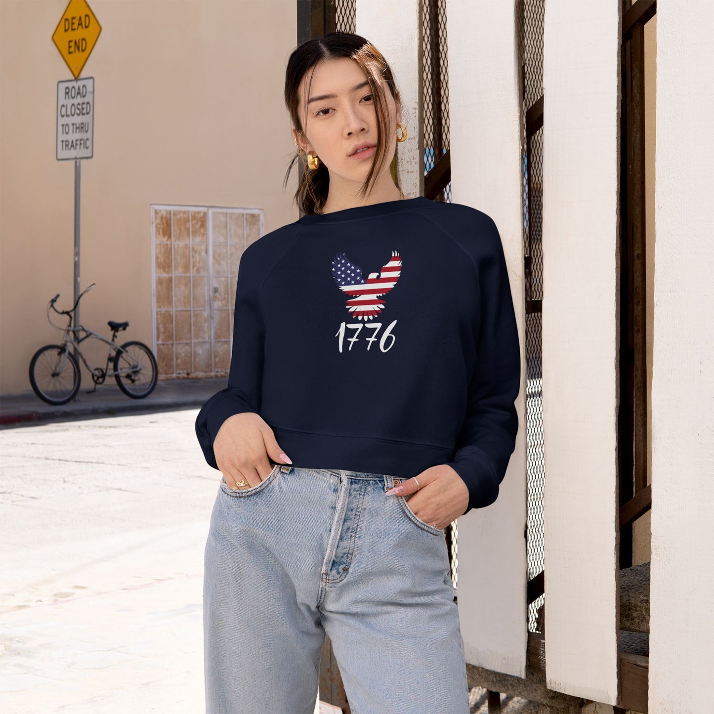 1776 Heritage Women's Cropped Sweatshirt | USA Bald Eagle Graphic